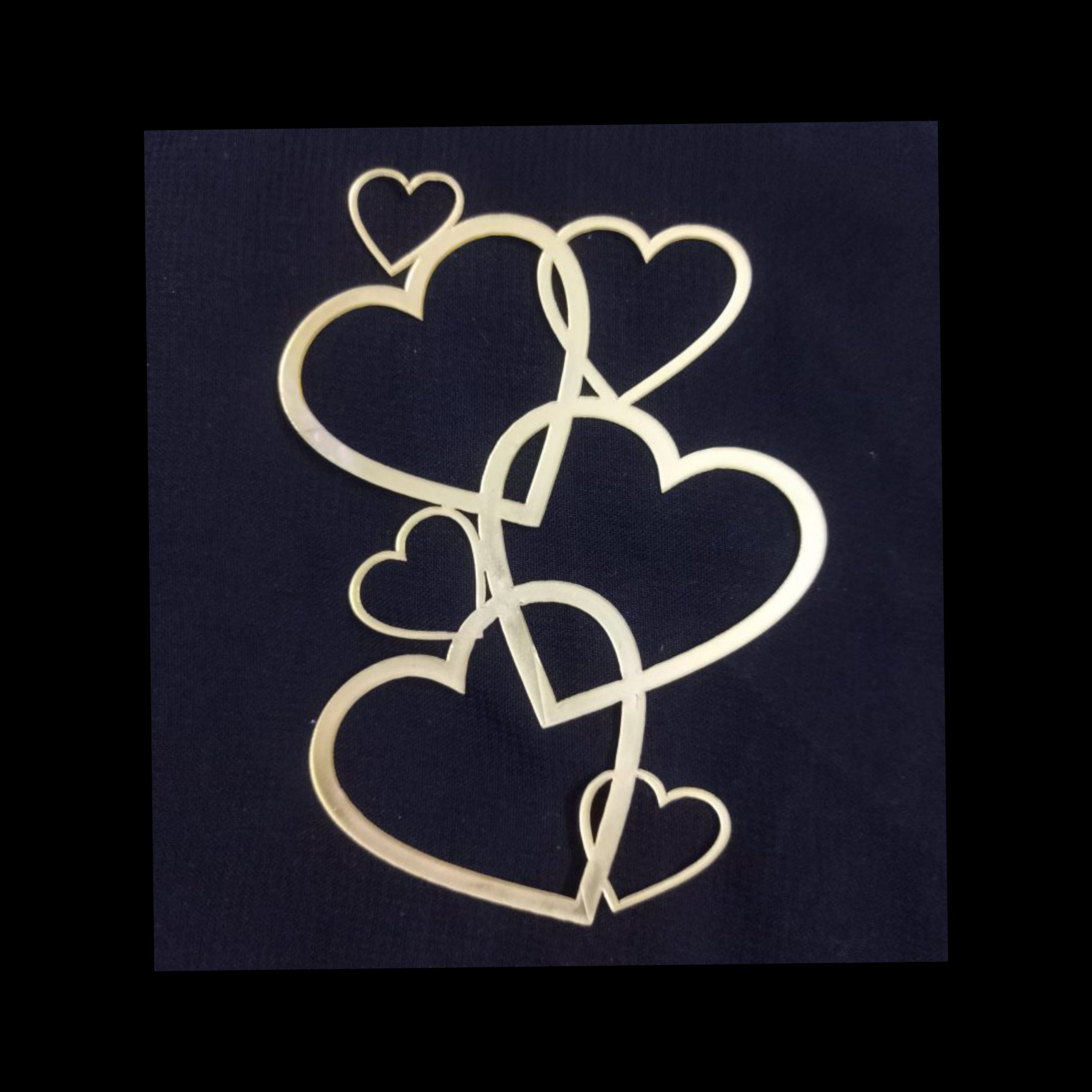 Hearts Chain – Acrylic Topper
